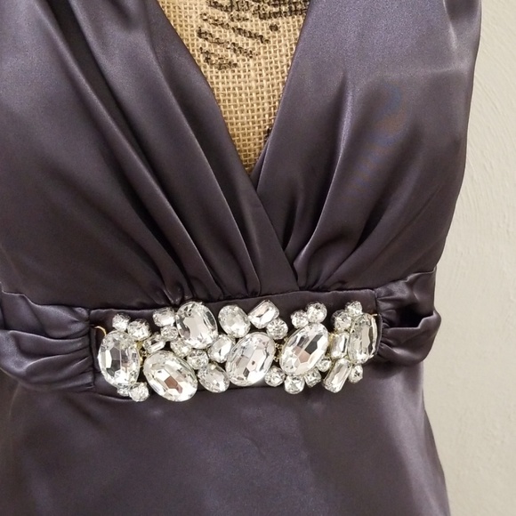 Exquisite Metallic Gown - Picture 4 of 7